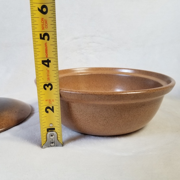 Vintage Heath Ceramics Medium-Small Casserole Dish with Lid - Picture 3 of 7